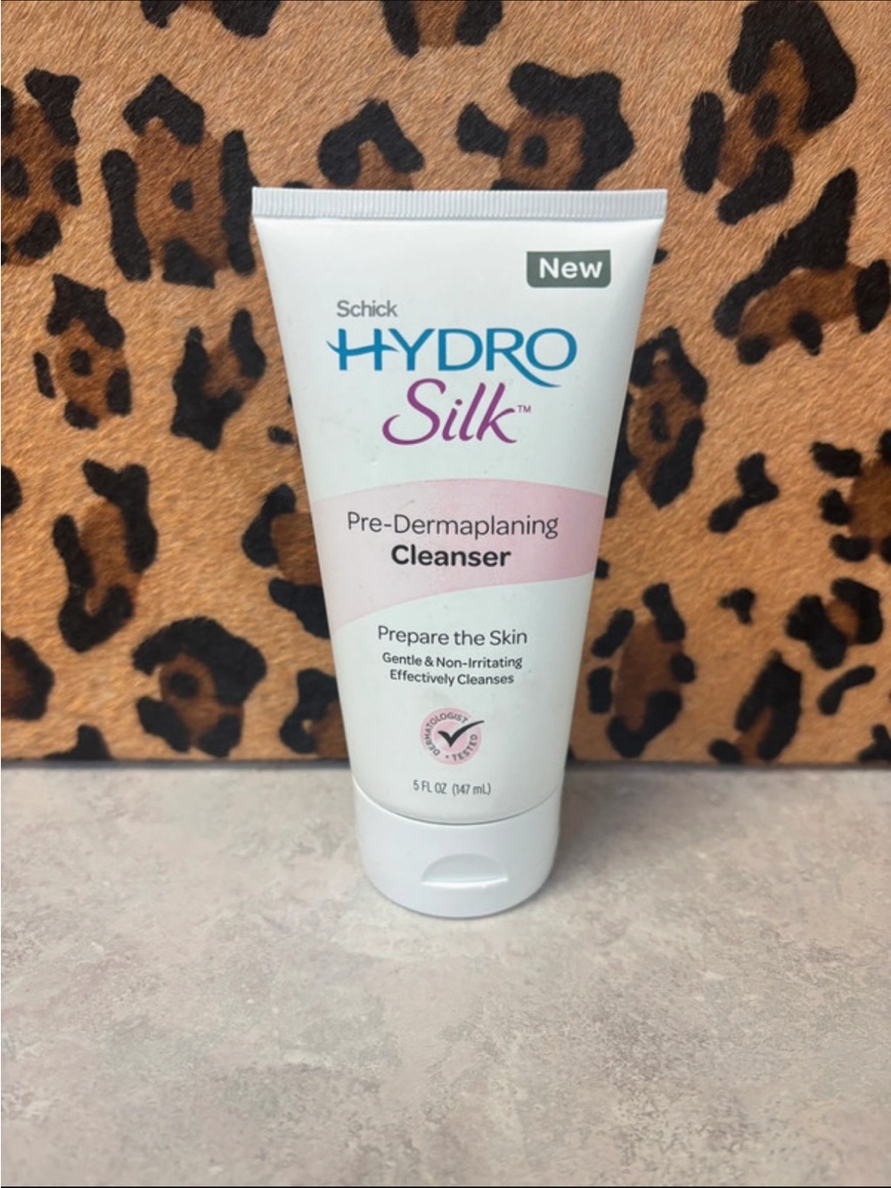 Schick Hydro Silk Pre-Dermaplaning Cleanser 5 oz NEW Sealed Face Wash